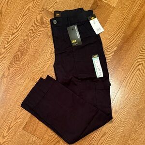 Lee women’s black utility Cargo Pants with FLEX-to-go waistband.
